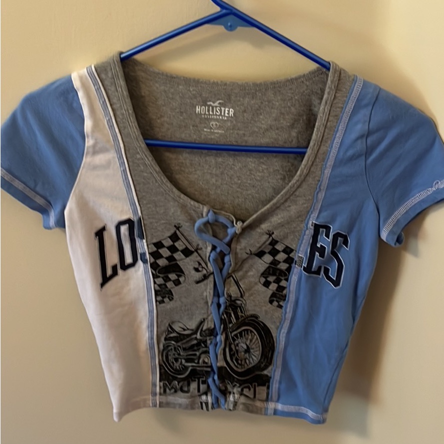 Crop | Tight Fitting | Hollister | Small